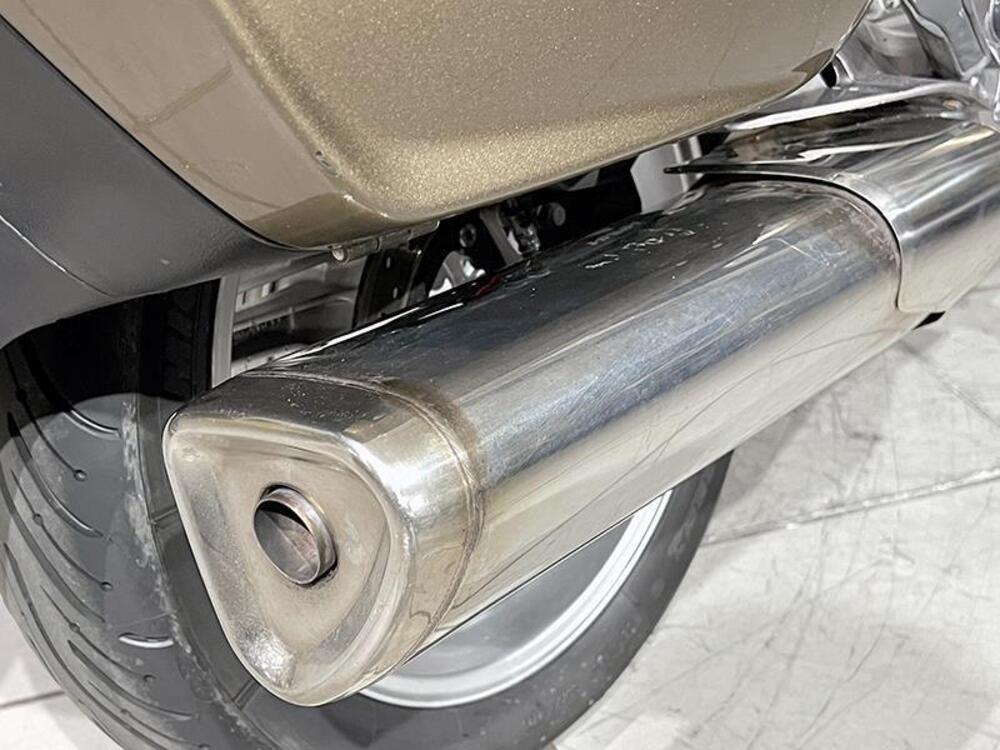 Honda Deauville 700  (3)