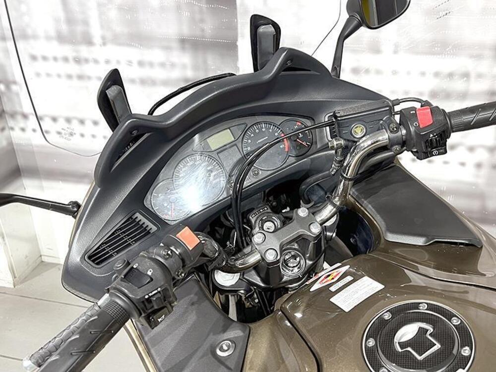 Honda Deauville 700  (6)