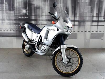 Honda Africa Twin NXR 750 (1990 - 91) usata