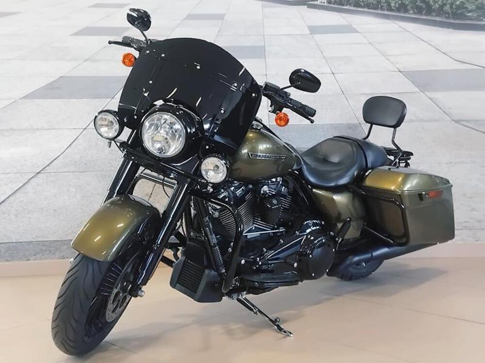 Harley-Davidson 107 Road King (2017) - FLHR (2)