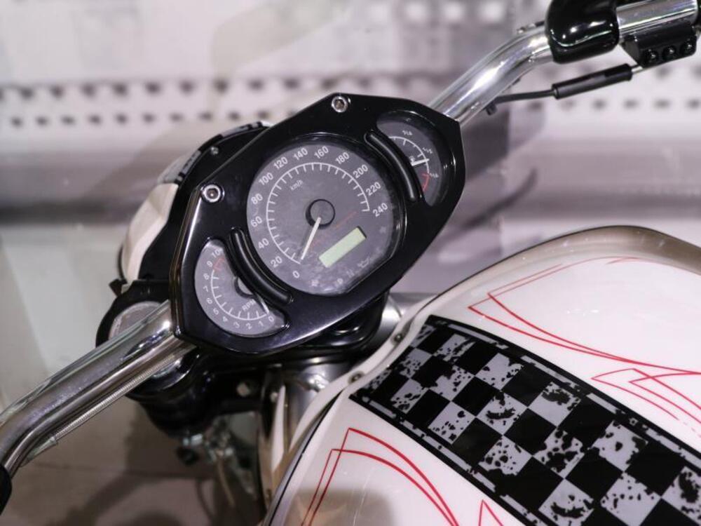 Harley-Davidson 1130 V-Rod (2006) - VRSCA (6)