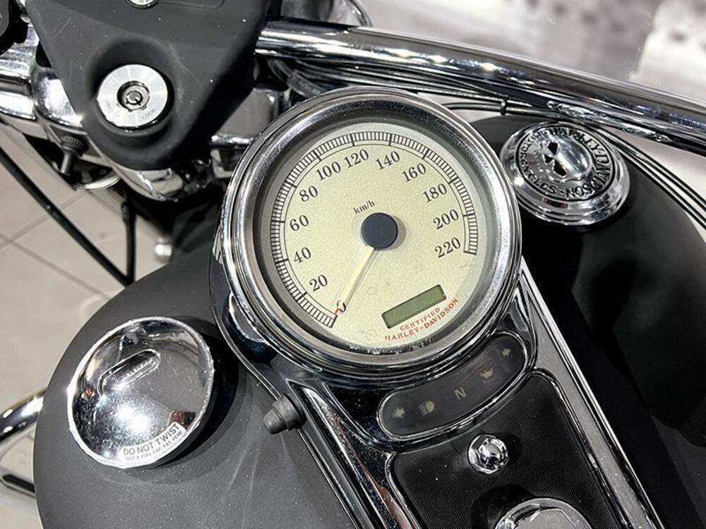 Harley-Davidson 1450 Road Glide (1999 - 06) (4)