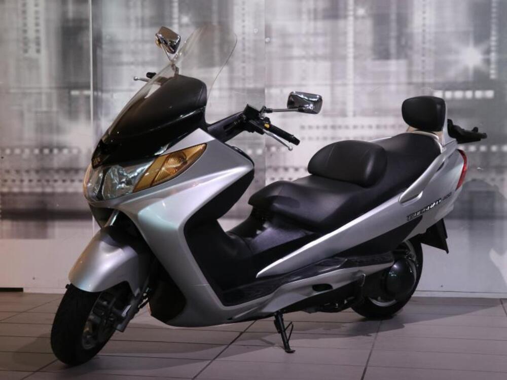 Suzuki Burgman AN 400 i.e. (2004 - 05) (7)