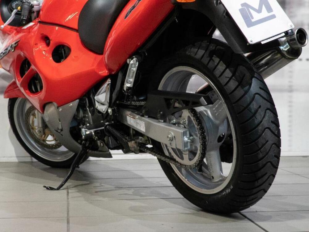 Suzuki GSX 600 F (1998- 05) (9)