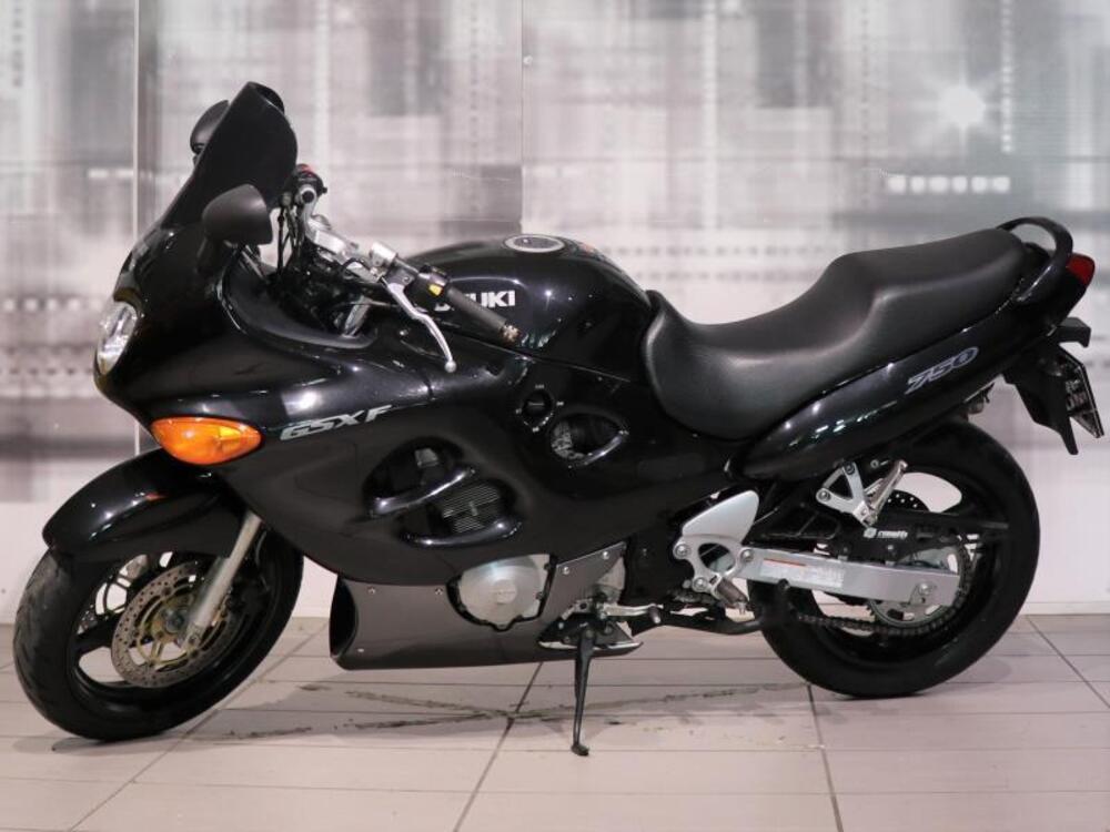 Suzuki GSX 750 F (1999 - 06) (7)
