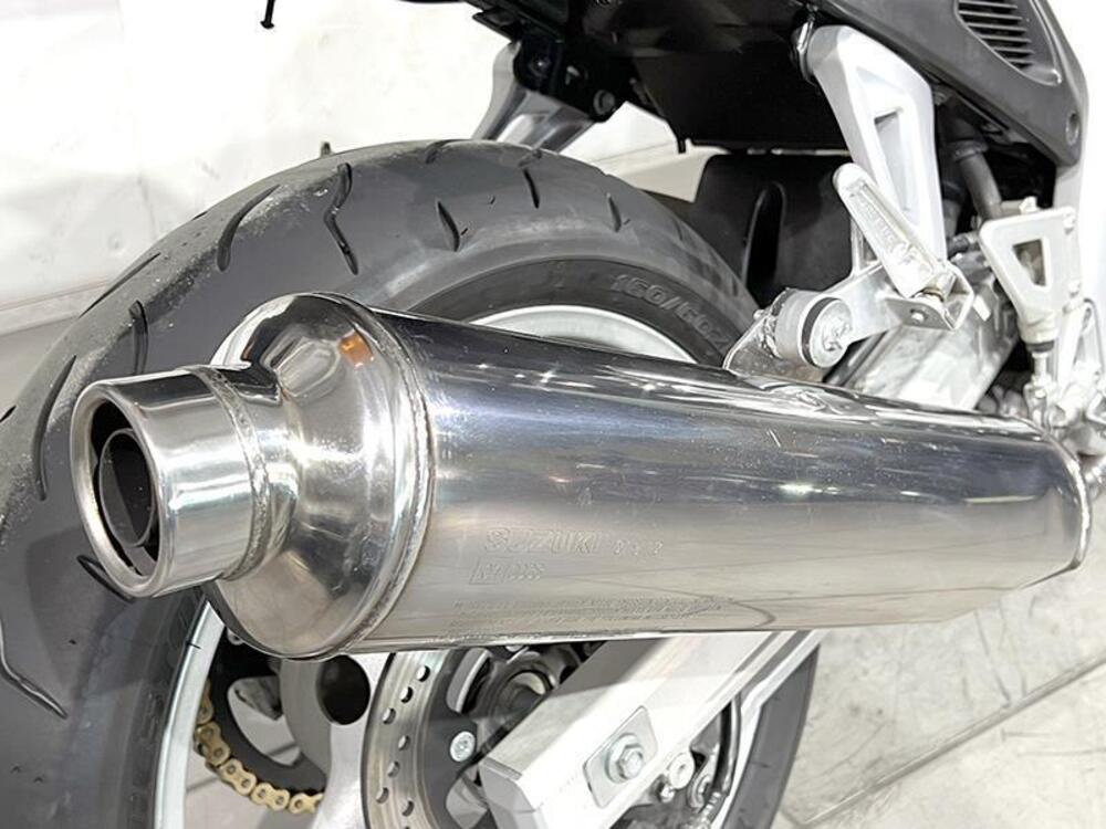 Suzuki SV 650 (1999 - 02) (3)