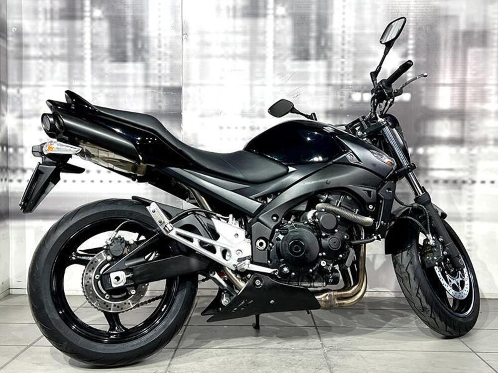 Suzuki GSR 600 (2006 - 11) (7)