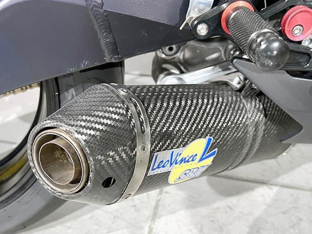 Suzuki GSX R 750 (2008 - 10) (4)