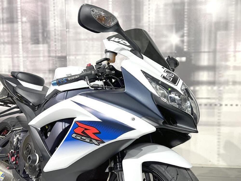 Suzuki GSX R 750 (2008 - 10) (9)