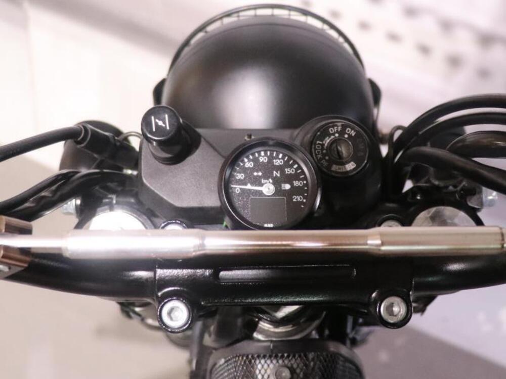 Suzuki XF 650 Freewind (1997 - 03) (6)