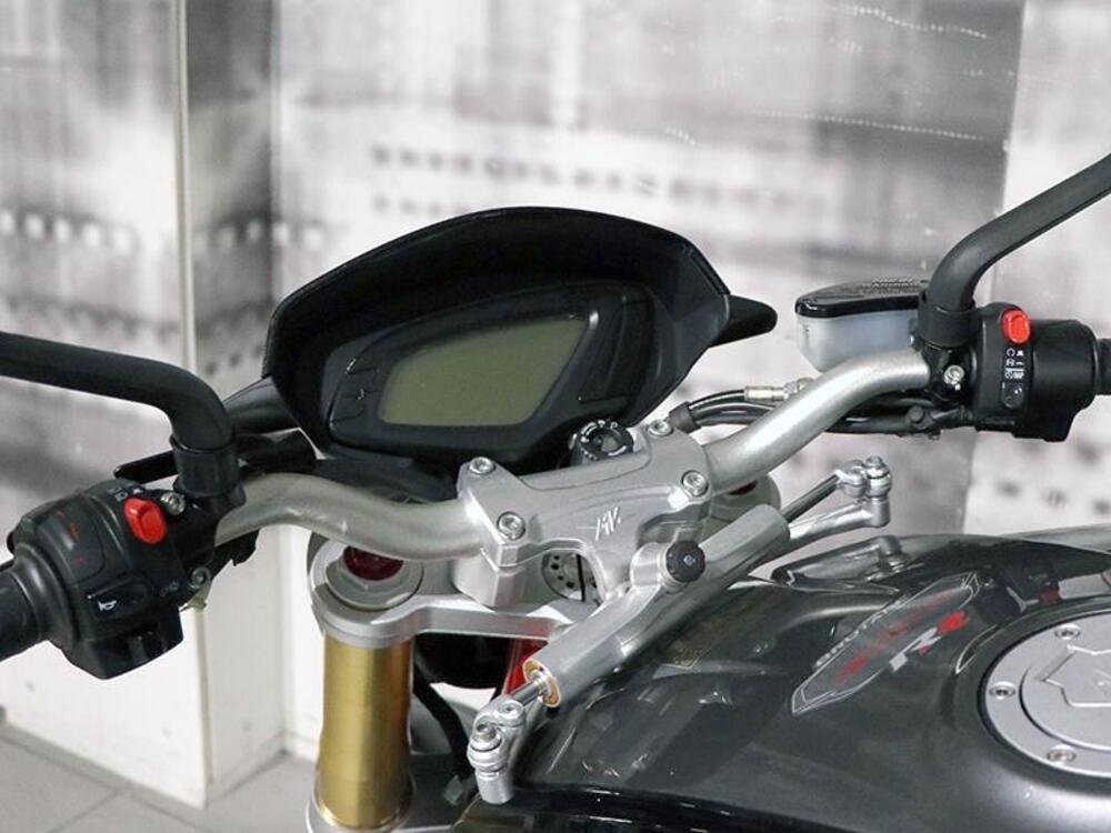 MV Agusta Brutale 800 RR (2015 - 16) (5)