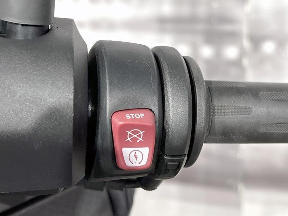 Bmw C 400 GT (2019 - 20) (8)