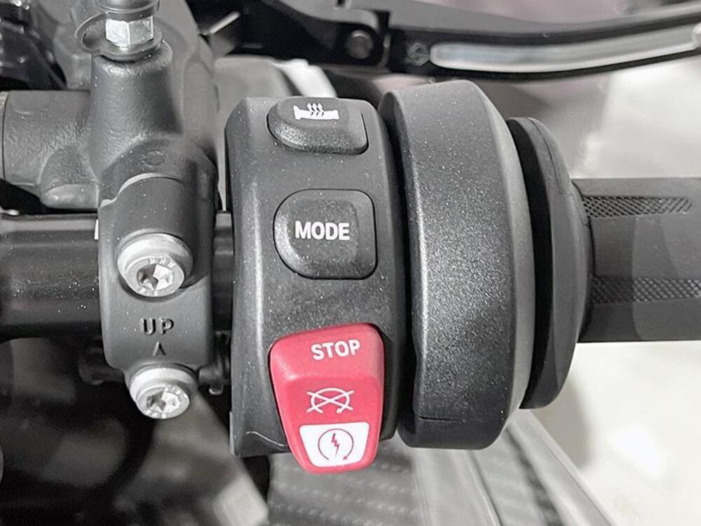 Bmw M 1000 RR (2021 - 22) (4)