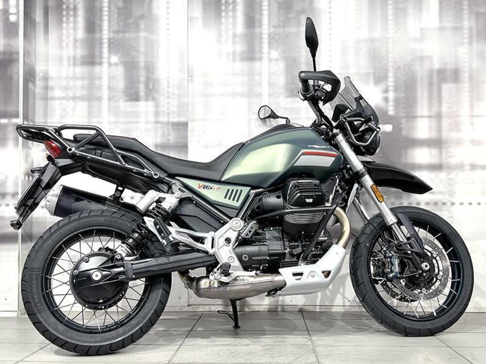Moto Guzzi V85 TT (2021 - 23) (8)