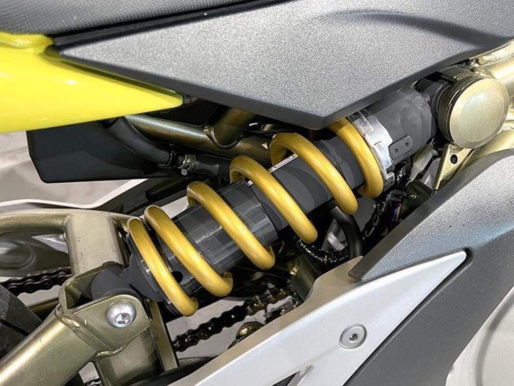 Kawasaki ER-6N (2005 - 08) (3)