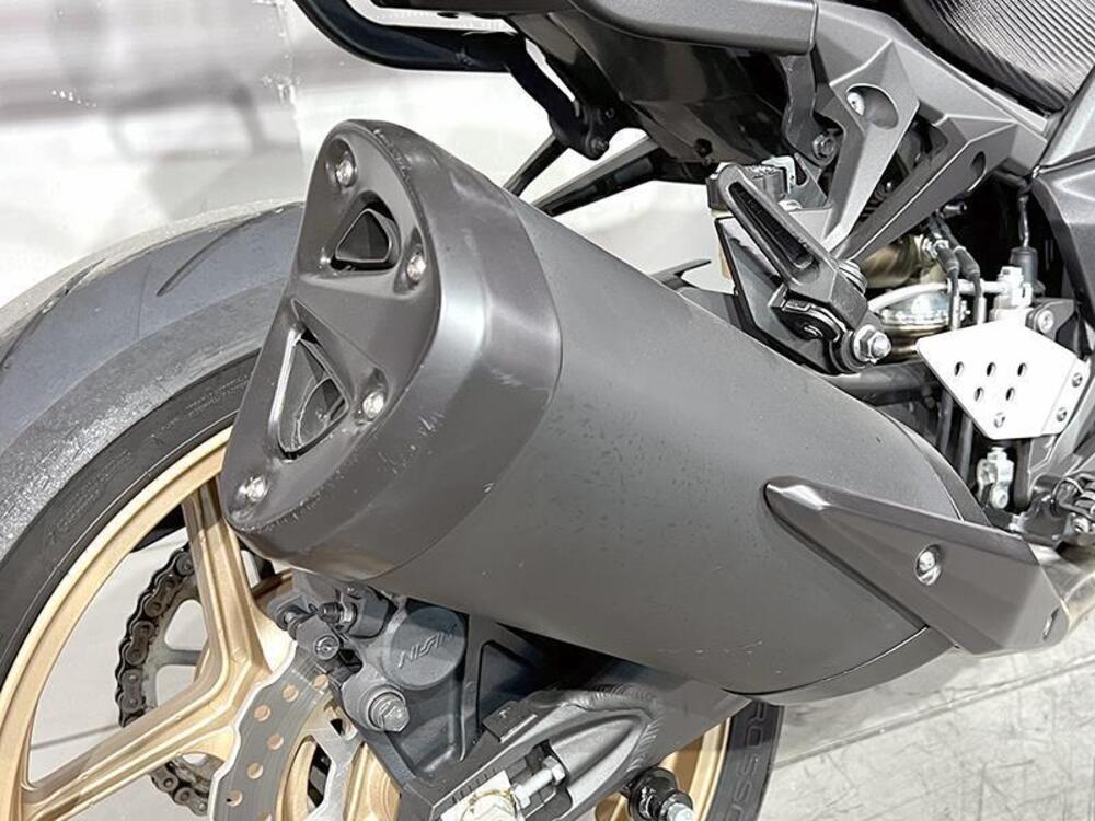 Kawasaki Z 750 R (2011 - 14) (3)