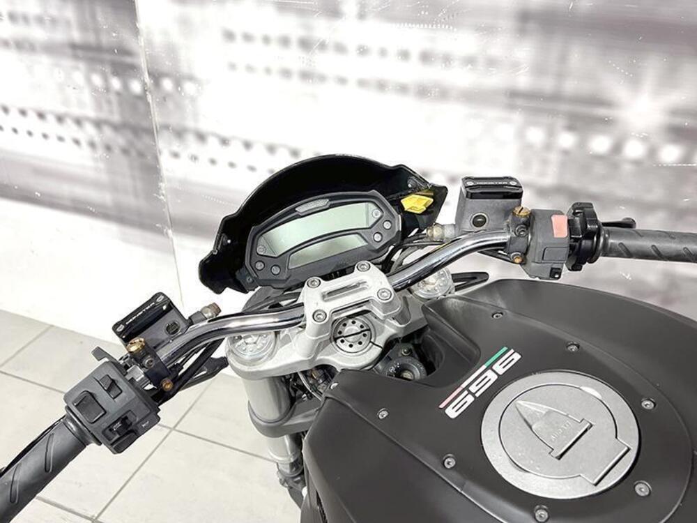 Ducati Monster 696 (2008 - 13) (6)