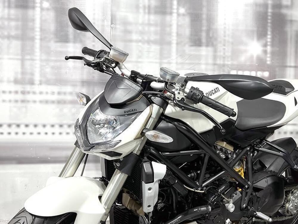 Ducati Streetfighter (2009 - 12) (9)