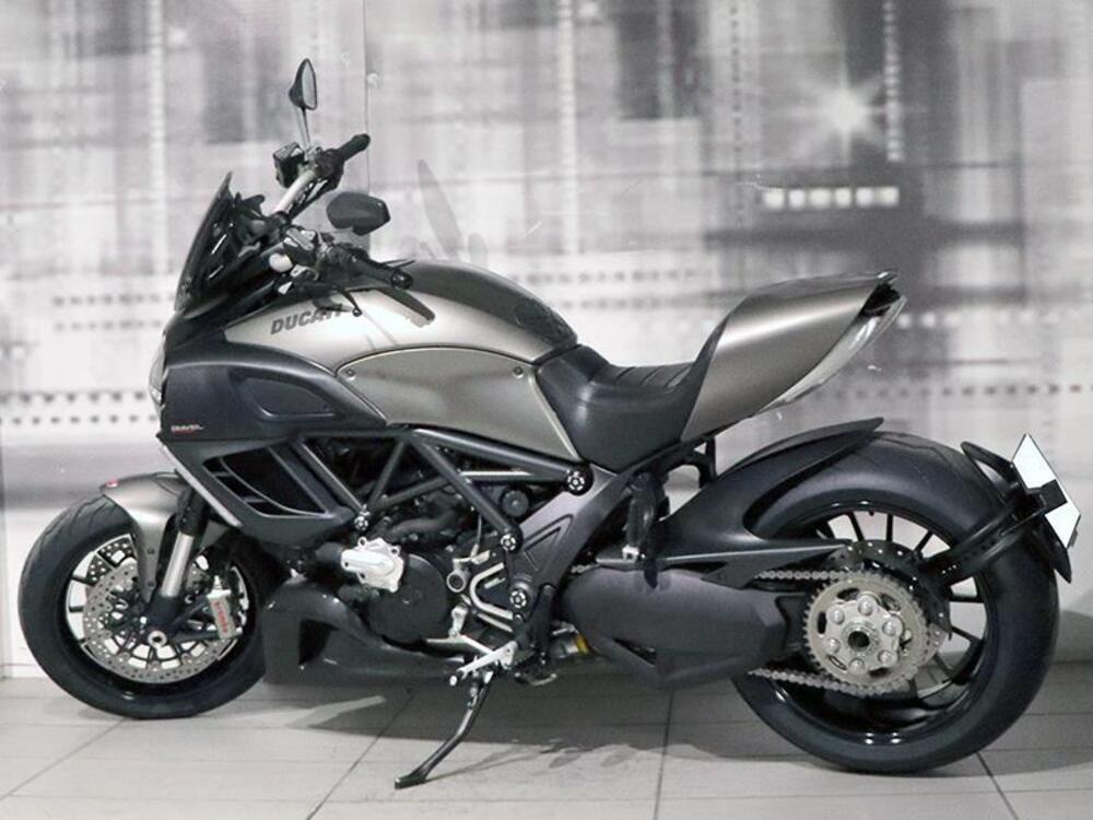Ducati Diavel 1200 (2014 - 16) (2)