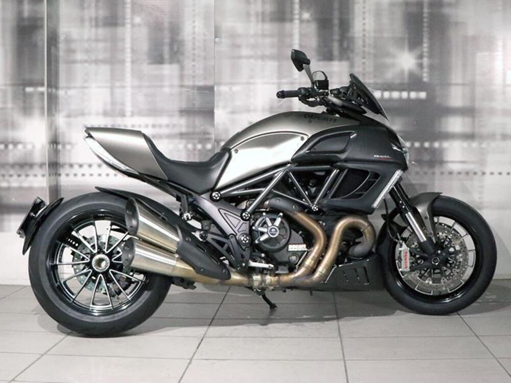 Ducati Diavel 1200 (2014 - 16) (8)