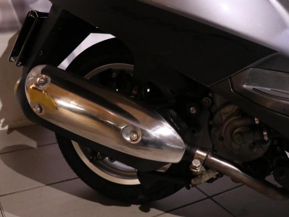 Aprilia Atlantic 300 (2010 - 14) (4)