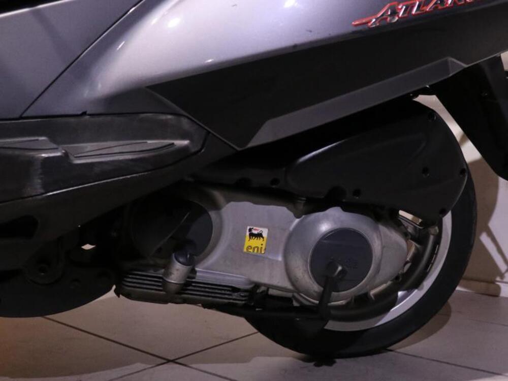 Aprilia Atlantic 300 (2010 - 14) (5)