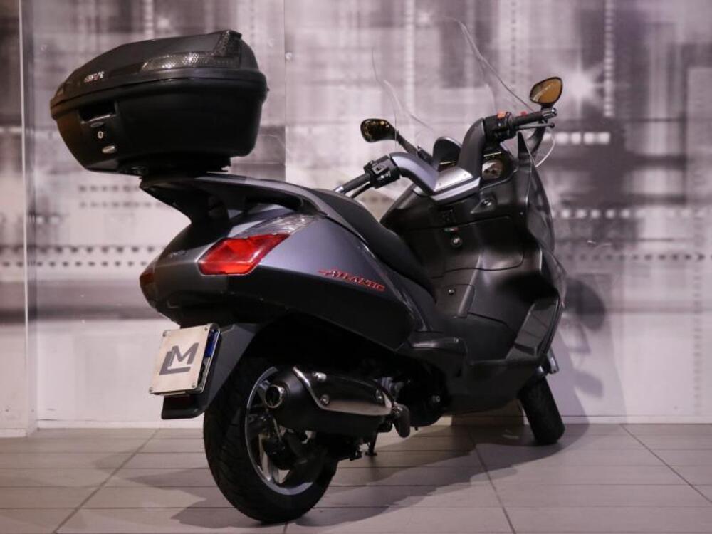 Aprilia Atlantic 300 (2010 - 14) (8)