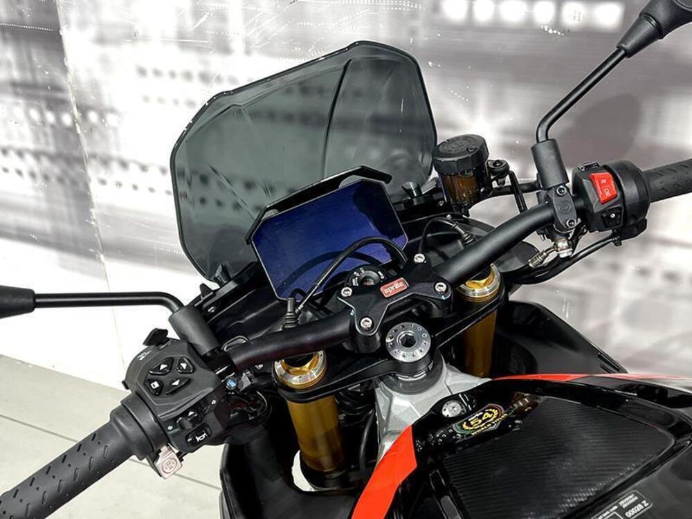 Aprilia Tuono V4 (2021 - 24) (6)