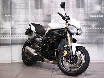 Triumph Street Triple ABS (2013 - 17) usata