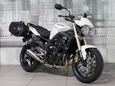 Triumph Street Triple (2007 - 12) usata