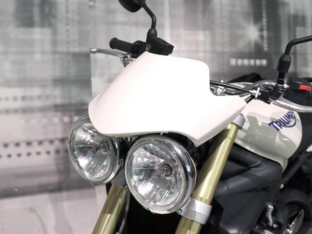 Triumph Street Triple (2007 - 12) (9)