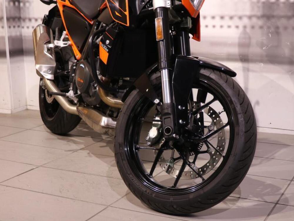 KTM 690 Duke (2012 - 16) (3)