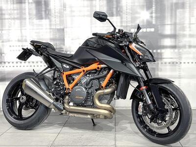KTM 1290 Super Duke R (2020) usata