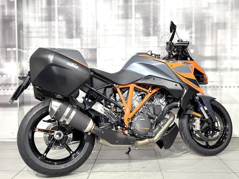 KTM 1290 Super Duke GT (2022 - 25) (8)