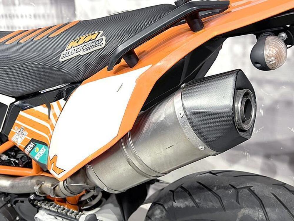 KTM 690 SMC (2008- 11) (3)