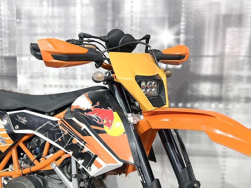KTM 690 SMC (2008- 11) (4)