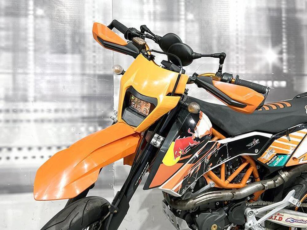 KTM 690 SMC (2008- 11) (8)