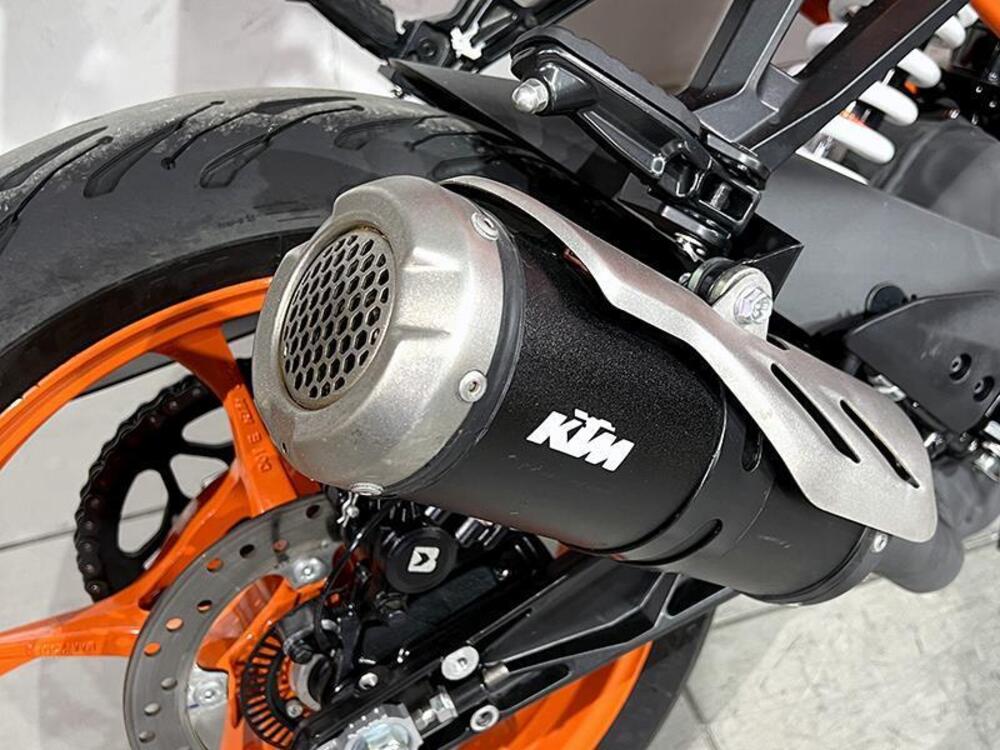 KTM RC 125 (2022 - 26) (3)