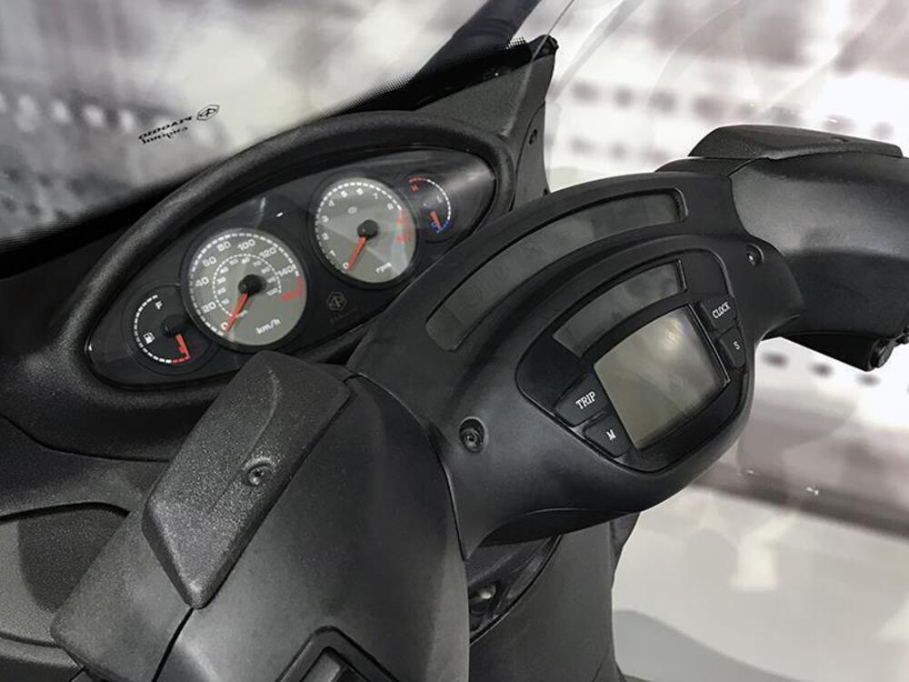 Piaggio X9 250 (2000 - 01) (5)