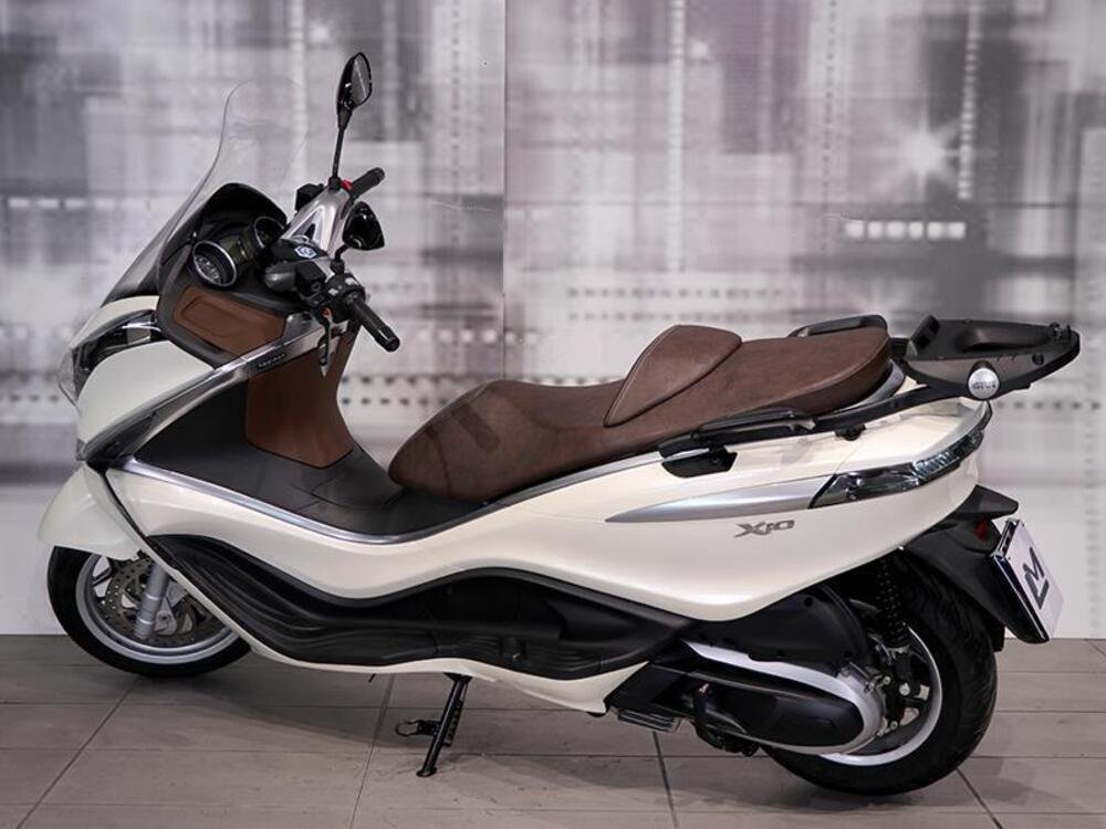 Piaggio X10 350 ie (2011 - 17) (2)