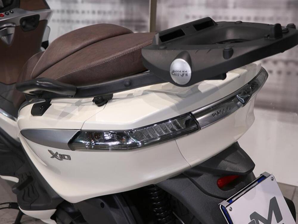 Piaggio X10 350 ie (2011 - 17) (4)