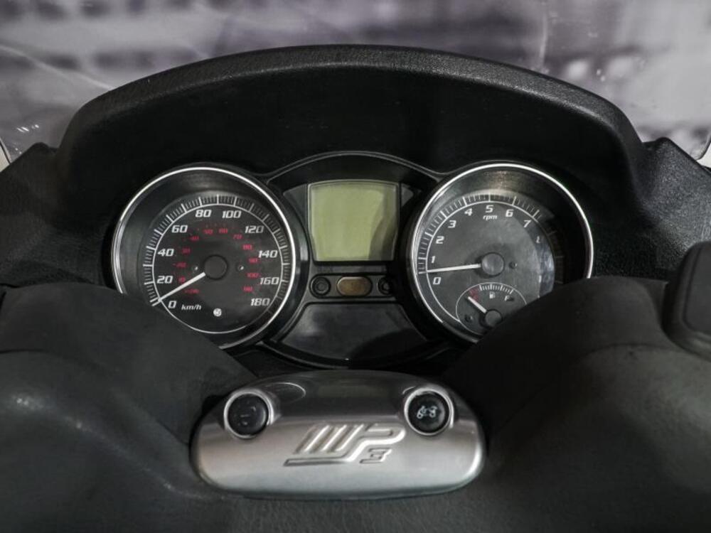 Piaggio MP3 LT 400 (2009 - 11) (6)