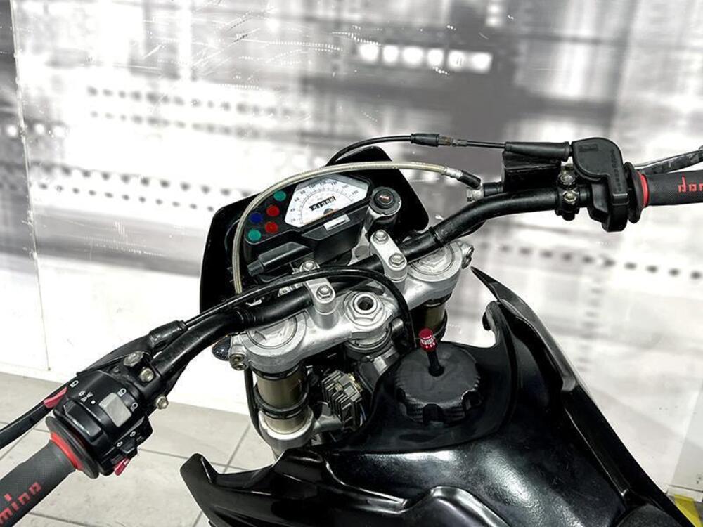 Husqvarna SM 125 S (2002 - 04) (6)