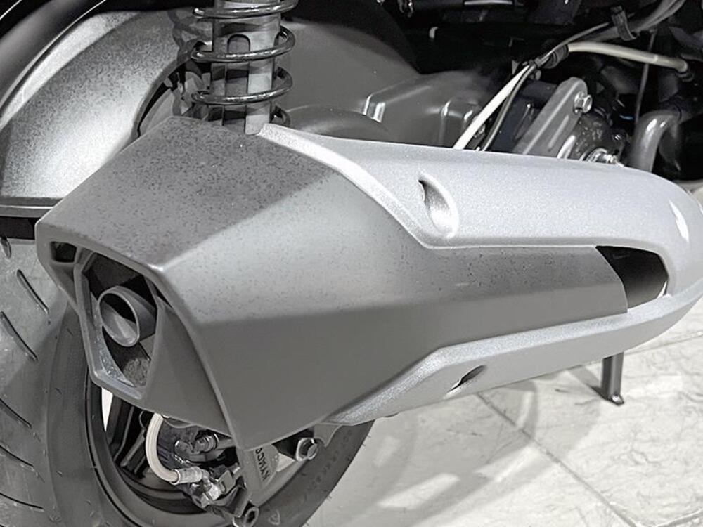 Kymco X-Town 300i ABS (2016 - 20) (3)