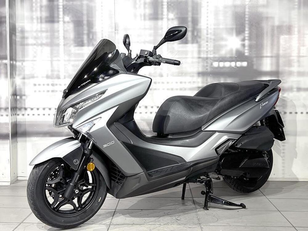 Kymco X-Town 300i ABS (2016 - 20) (7)
