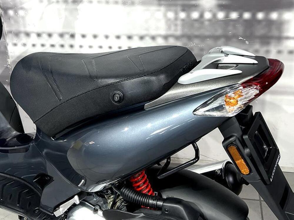 Kymco Super 9 50 LC DD (2000 - 03) (5)