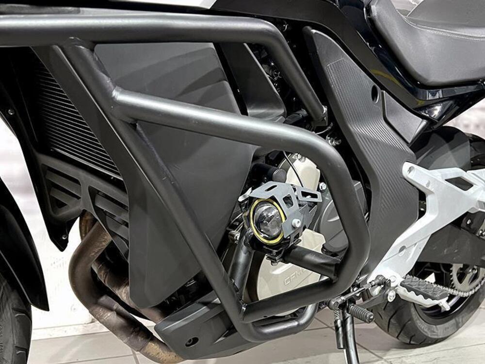 CFMOTO 650MT (2021 - 24) (4)