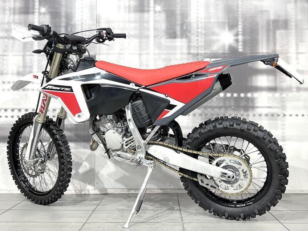 Fantic Motor XE 125 Enduro (2022) (2)