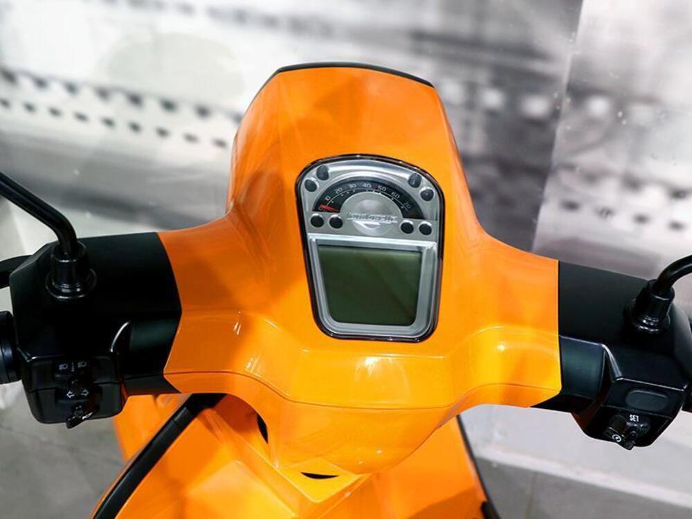 Lambretta V50 Special (2018 - 20) (6)