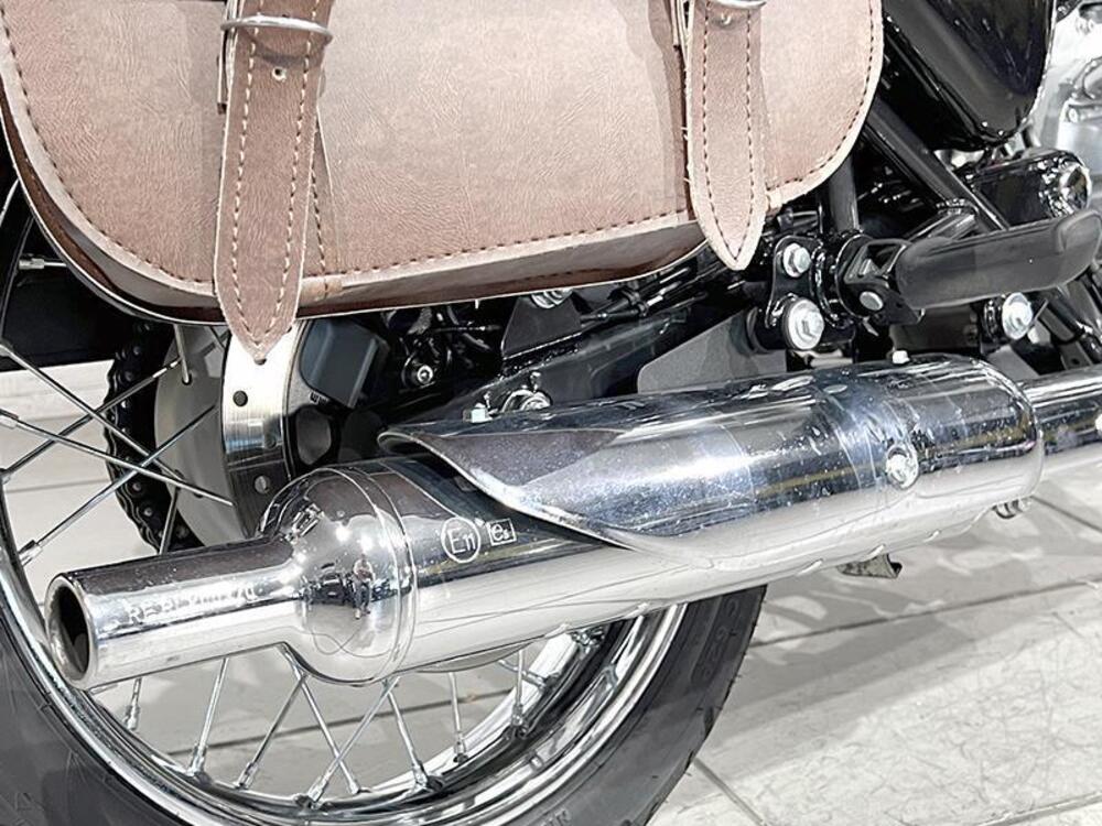 Royal Enfield Classic 350 (2021 - 26) (4)